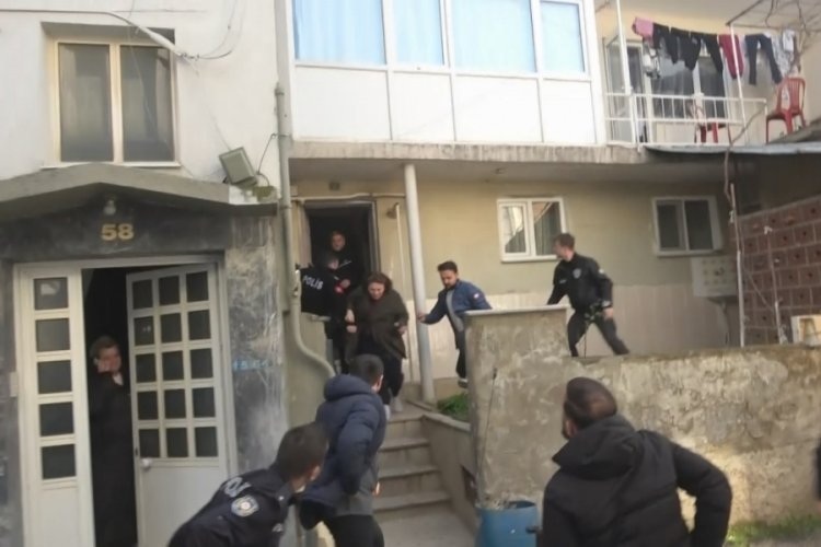 Bursa'da ablasını rehin aldı, yaşananlar film sahnelerini aratmadı...