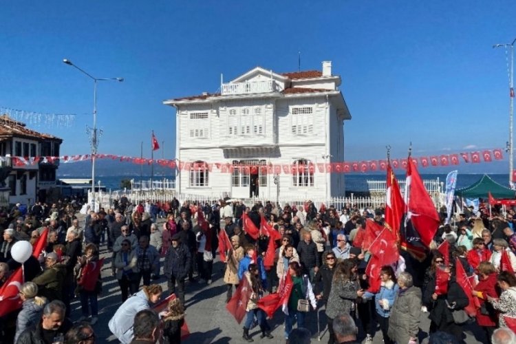 Deniz Dalgıç "Demokrasi Şöleni" etkinliği ile Mudanyalılarla buluştu