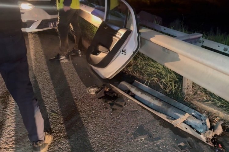Vali Yavuz, kaza yapan polislerin sağlık durumlarının iyi olduğunu a&ccedil;ıkladı