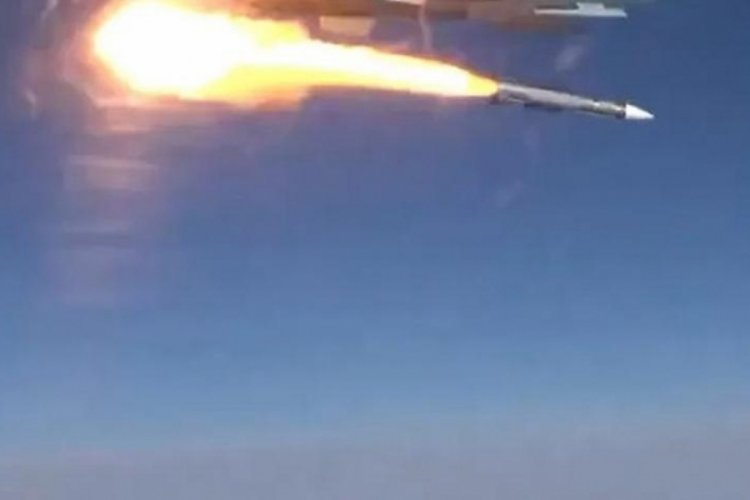 Rus f&uuml;zesi NATO hava sahasına girdi!
