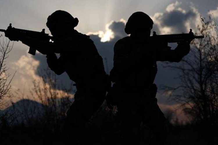 MSB a&ccedil;ıkladı: Saldırı hazırlığındaki 2 PKK'lı ter&ouml;rist &ouml;ld&uuml;r&uuml;ld&uuml;