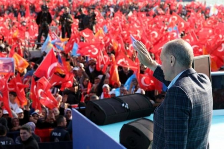 Cumhurbaşkanı Erdoğan: Biz eksiğini inkar etmeyen bir ekibiz