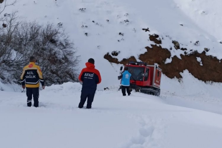 Bing&ouml;l'de ava giden avcılar dağda mahsur kaldı! Helikopterle kurtarıldılar