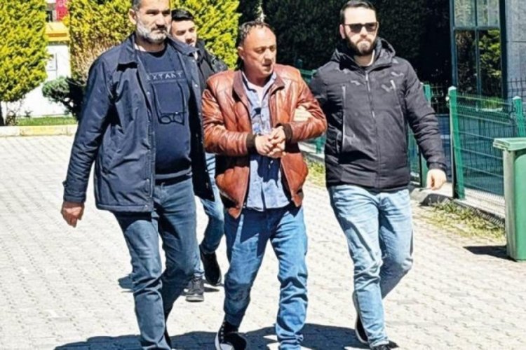 Denizli'de bir adam eşi ile arkadaşını vurdu!