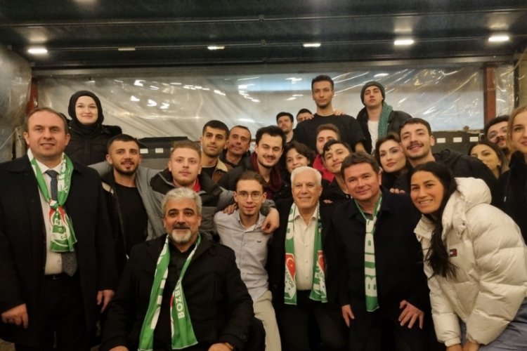 Erkan Aydın ve Mustafa Bozbey sahurda vatandaşla buluştu