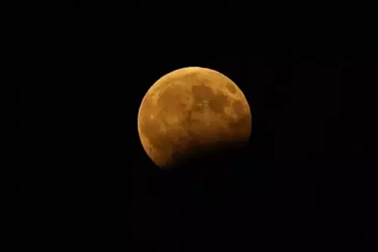 25 Mart'ta yarı gölgeli Ay tutulması olacak mı? Yarı gölgeli Ay tutulması nedir? Yarı gölgeli Ay tutulması nasıl gerçekleşir? Ay tutulması nedir?