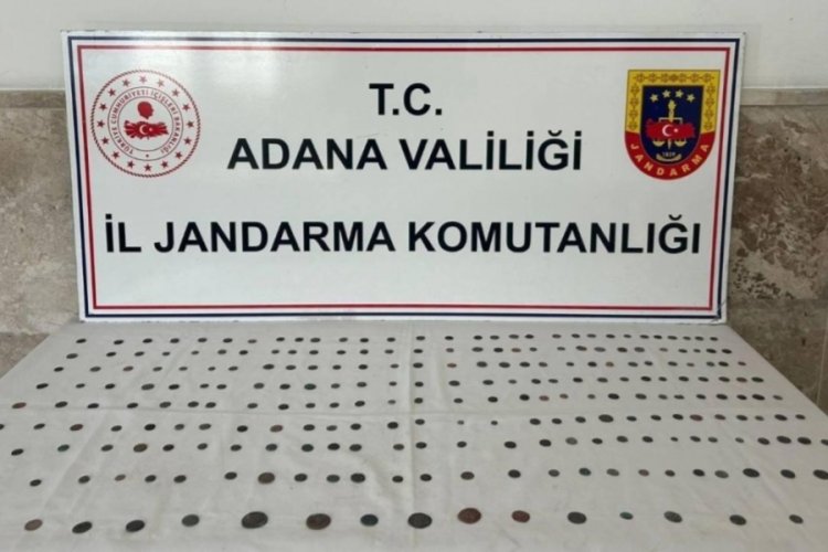 Tarihi eser ka&ccedil;ak&ccedil;ılarına operasyon: 250 sikke ele ge&ccedil;irildi