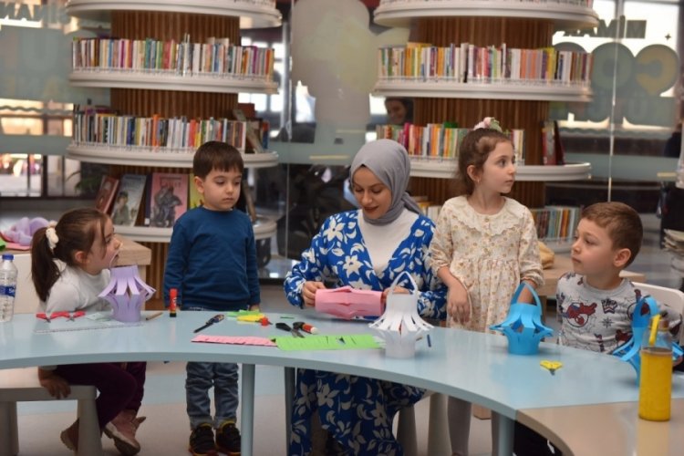 Yıldırım'da masal saati
