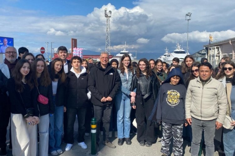 CHP Mudanya BB Adayı Deniz Dalgıç, gençlere sandığa gidin çağrısı yaptı
