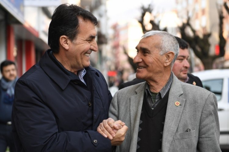 Mustafa Dündar Gazcılar esnafını ziyaret etti