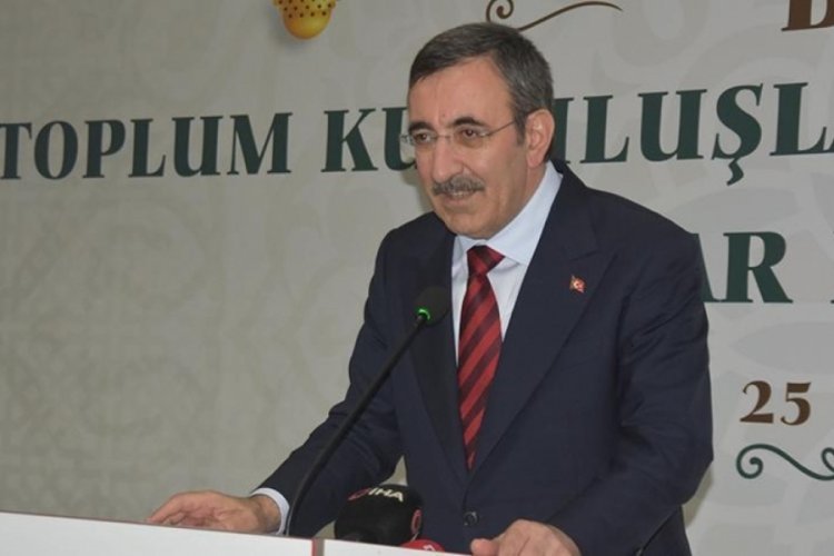 Cevdet Yılmaz Bitlis'te STK temsilcileri ile iftar yaptı