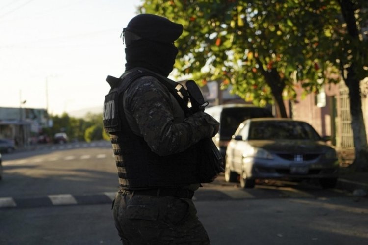 El Salvador'da çetelere yönelik operasyon düzenlendi