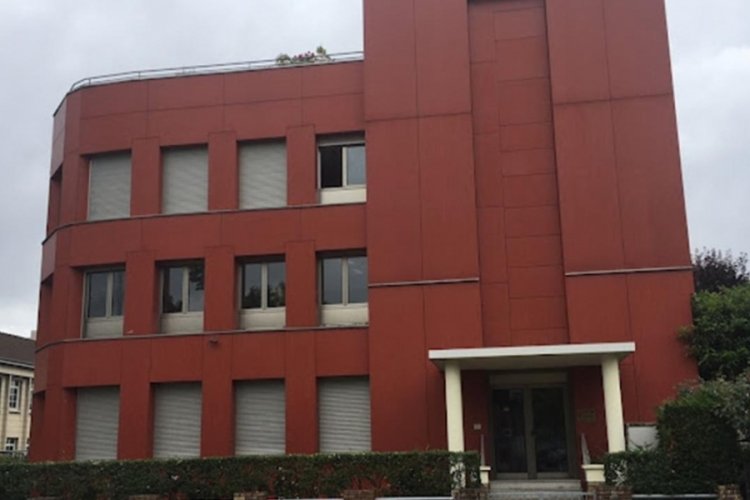 Fransa'da T&uuml;rk derneğine saldırıda bulunuldu