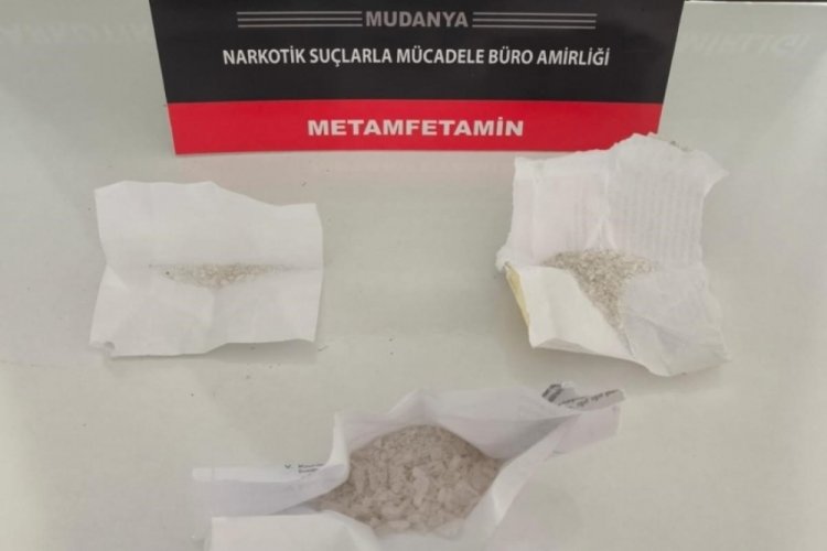 Bursa polisi uyuşturucu tacirlerine g&ouml;z a&ccedil;tırmadı