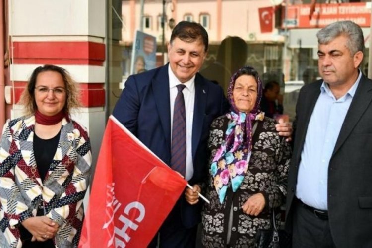 CHP İzmir BBB Adayı Cemil Tugay: Tüm sorunlarınızı çözüme kavuşturacağız