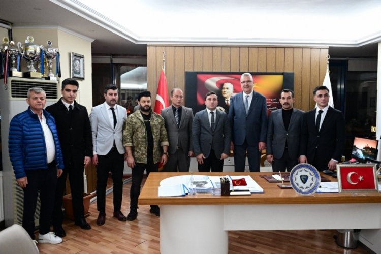 Bursa Ülkü Ocakları'ndan, Karacabey Belediye Başkanı Özkan'a ziyaret