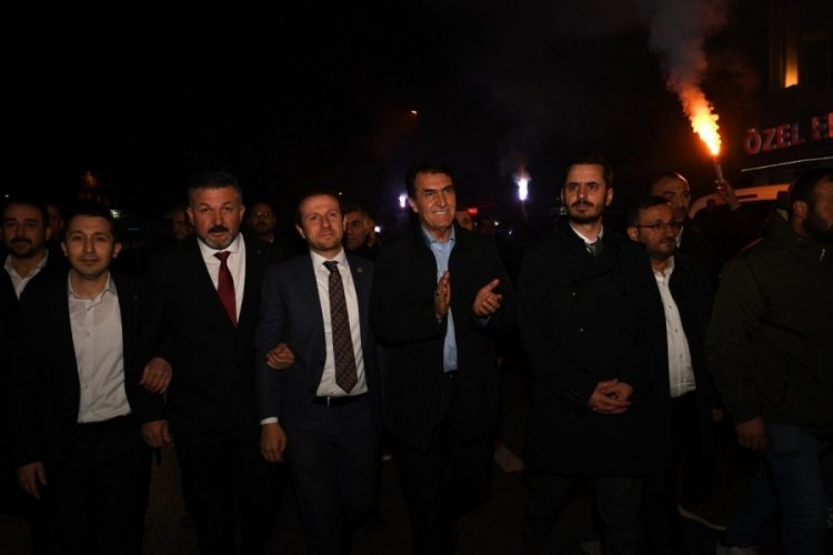 AK Parti Osmangazi BB Mustafa Dündar Emek'te halka seslendi