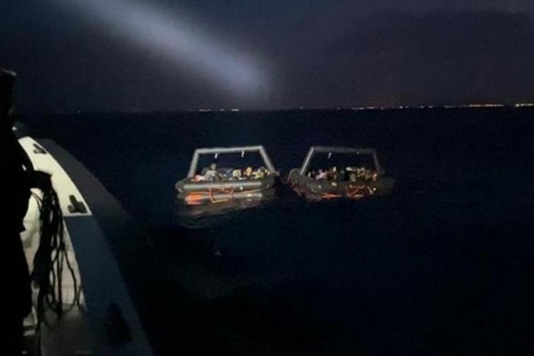 İzmir'de 36 d&uuml;zensiz g&ouml;&ccedil;men kurtarıldı