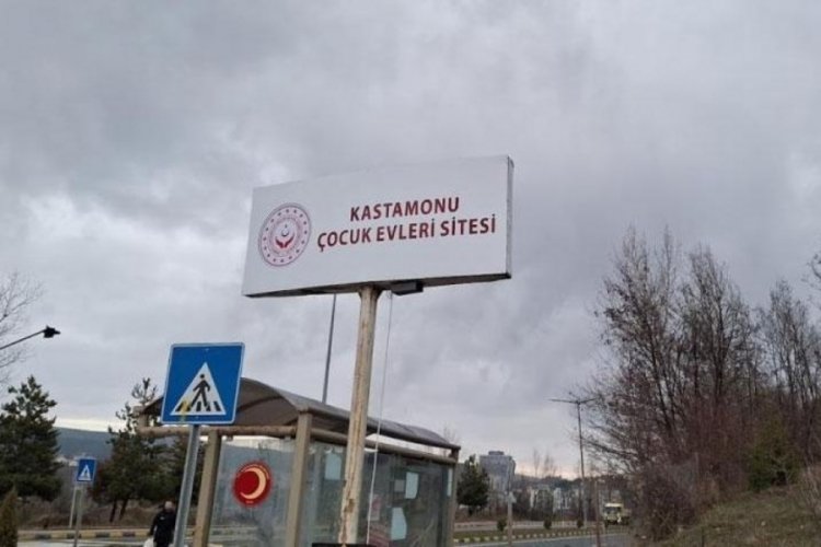 Minik bebek yatağında &ouml;l&uuml; bulundu