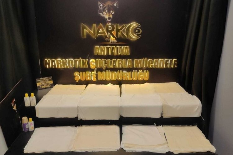 Antalya'da dev uyuşturucu operasyonu: 1,5 milyon kullanımlık A4 ele geçirildi