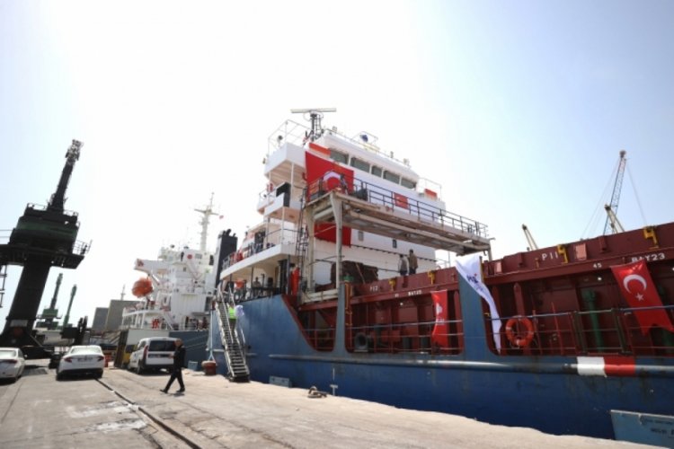 Türkiye'nin 8'inci insani yardım gemisi Gazze için yola çıktı