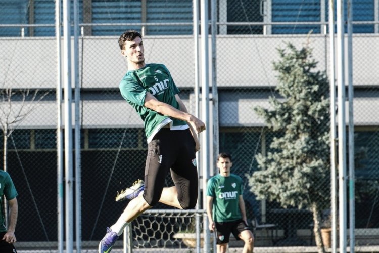 Bursaspor'da hazırlıklar devam ediyor