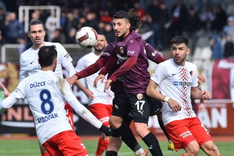 İneg&ouml;lsporlu futbolculardan b&uuml;y&uuml;k vefa