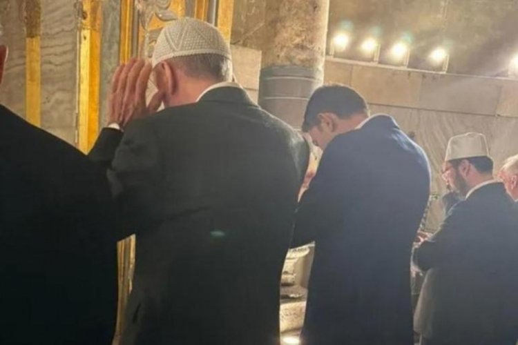 Cumhurbaşkanı Erdoğan ve Murat Kurum akşam namazını Ayasofya'da kıldı