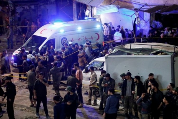 Suriye'nin Azez il&ccedil;esinde bombalı ter&ouml;r saldırısı! 7 &ouml;l&uuml;, 30 yaralı