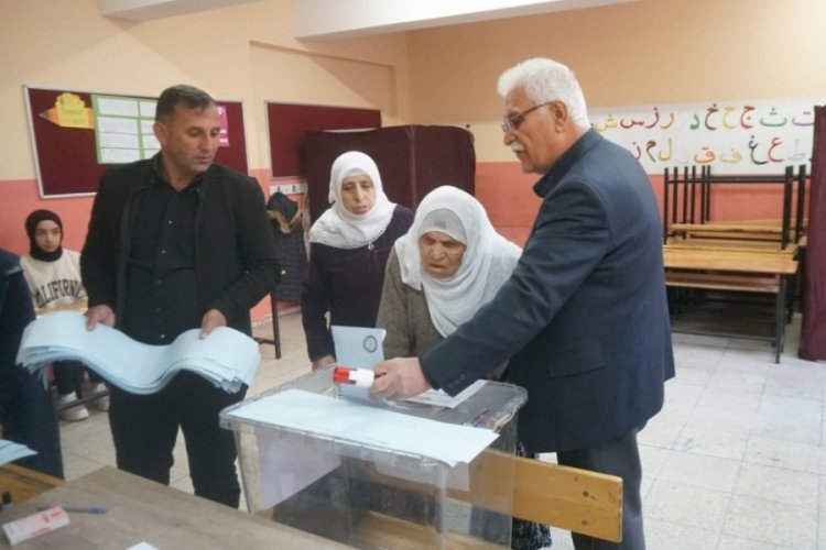 En yaşlı aday olarak kayıtlara ge&ccedil;ti