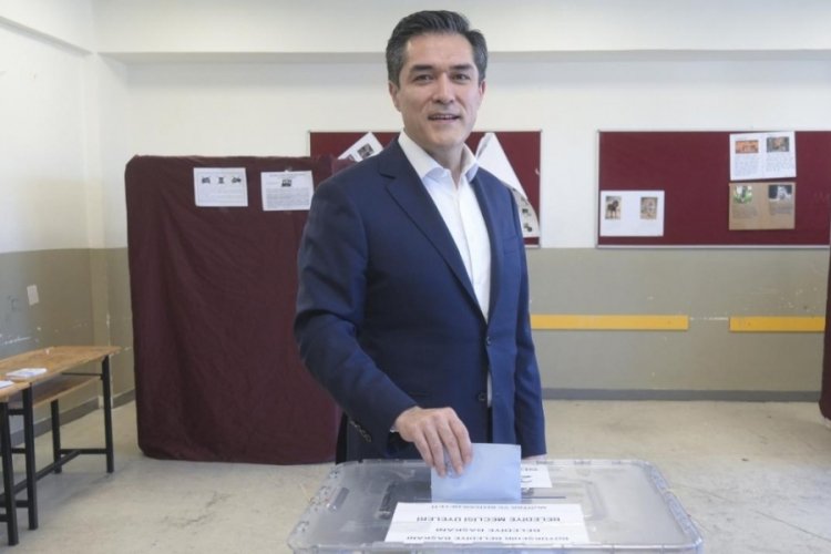 İBB Başkan adayı Kavuncu oyunu kullandı