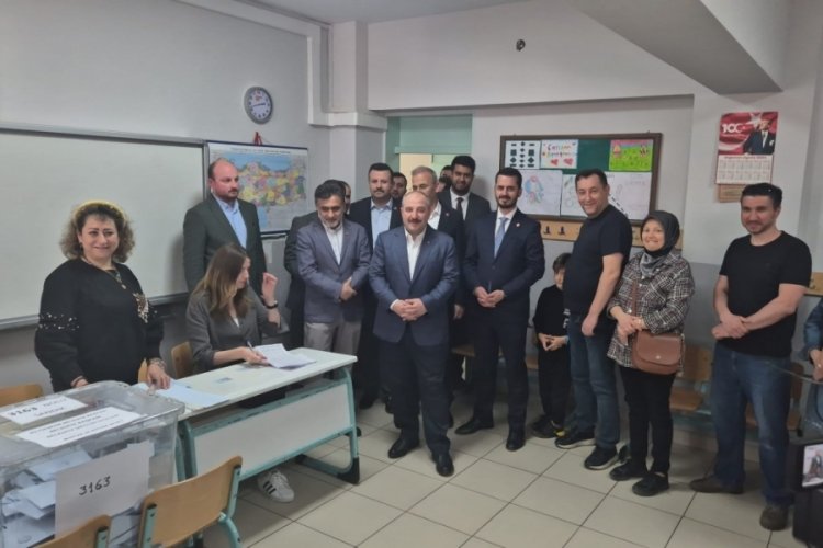 Mustafa Varank oyunu kullandı&nbsp;