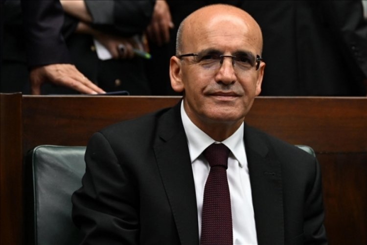 Hazine ve Maliye Bakanı Mehmet Şimşek oyunu kullandı