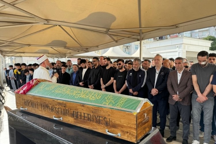 Trafik kazasında hayatını kaybeden milli sporcu Sıla Medine Kavurat son yolculuğuna uğurlandı