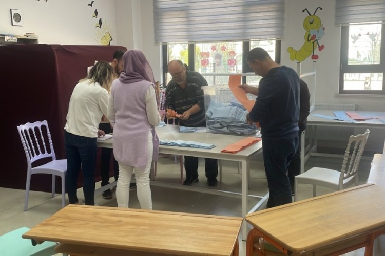Kırklareli'nde oy sayma işlemi devam ediyor