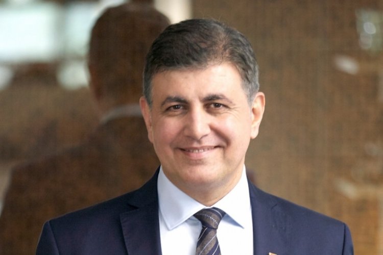 İzmir B&uuml;y&uuml;kşehir Belediye Başkanı Cemil Tugay oldu