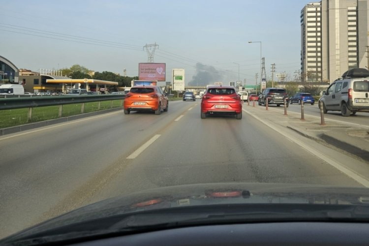 Bursa'da depo yangını!