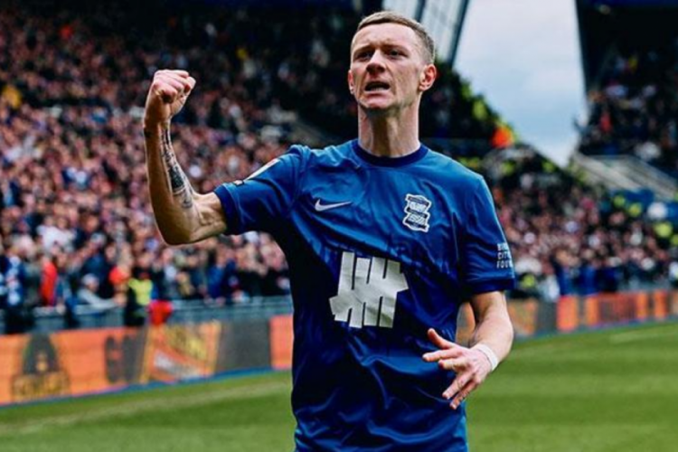 Birmingham, Preston'ı tek golle ge&ccedil;ti