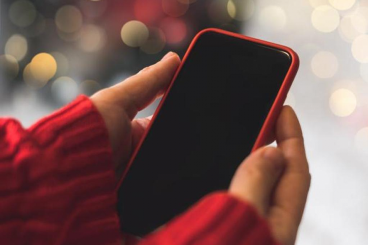 Yurt dışından gelenleri ilgilendiriyor! Cep telefonları i&ccedil;in yeni d&uuml;zenleme