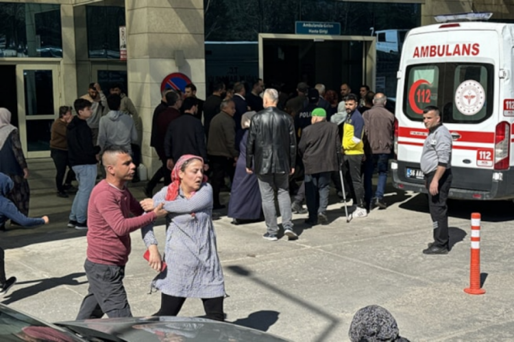 T&uuml;rkiye'de muhtar se&ccedil;imlerinde ağır bilan&ccedil;o! 6 kişi hayatını kaybetti, 62 yaralı