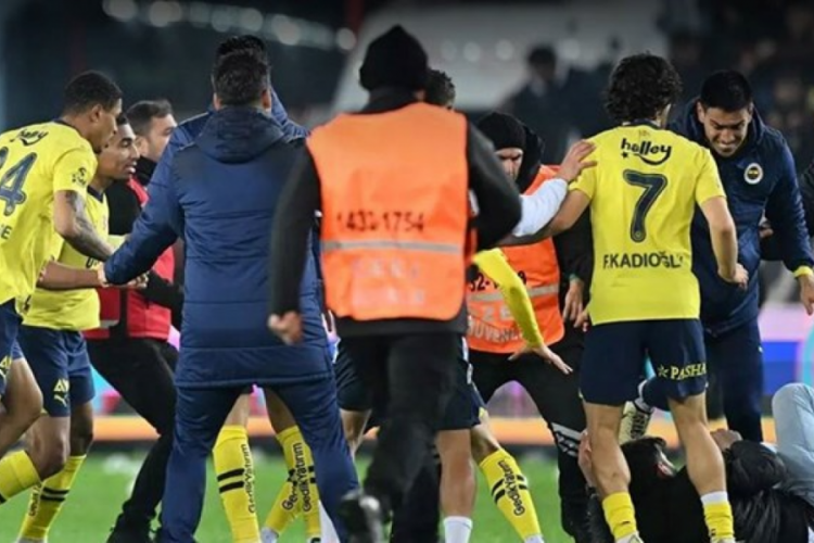 Galatasaray'dan disiplin sevklerine tepki!