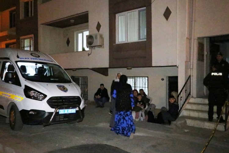 Cani baba 10 ve 6 yaşındaki &ccedil;ocuklarına kurşun yağdırdı!