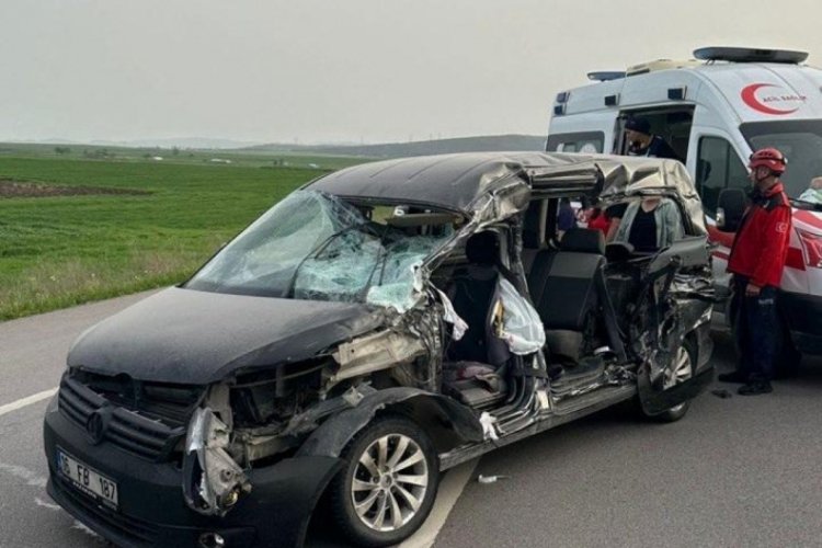 Balıkesir'de trafik kazasında 1 kişi hayatını kaybetti, 3 kişi yaralandı
