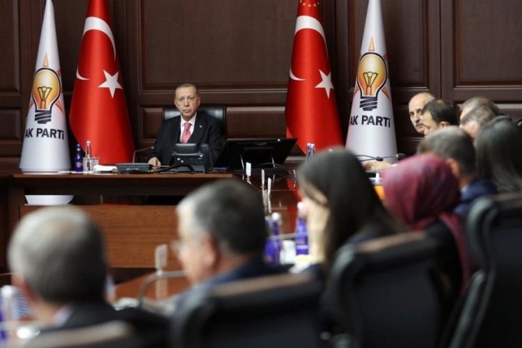 AK Parti MYK se&ccedil;imden sonra ilk kez toplandı