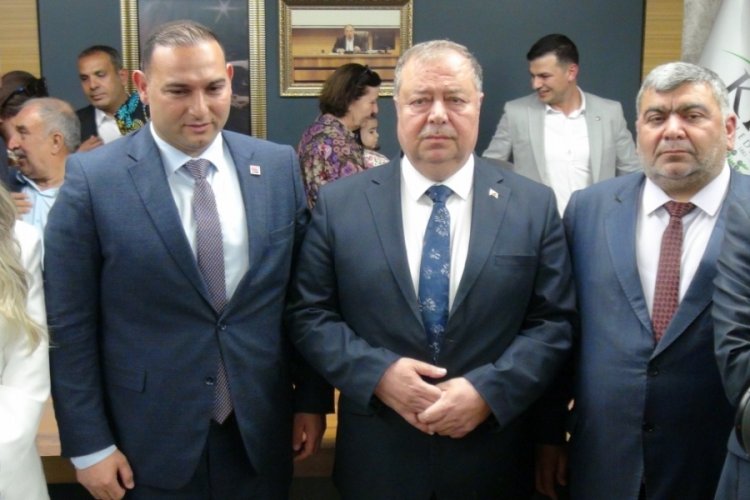 Kilis Belediyesi'nde devir teslim yapıldı