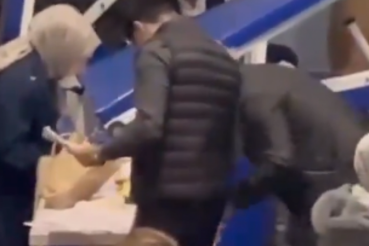 CHP İstanbul İl Başkanı &Ouml;zg&uuml;r &Ccedil;elik'in paylaştığı video g&uuml;ndem oldu!