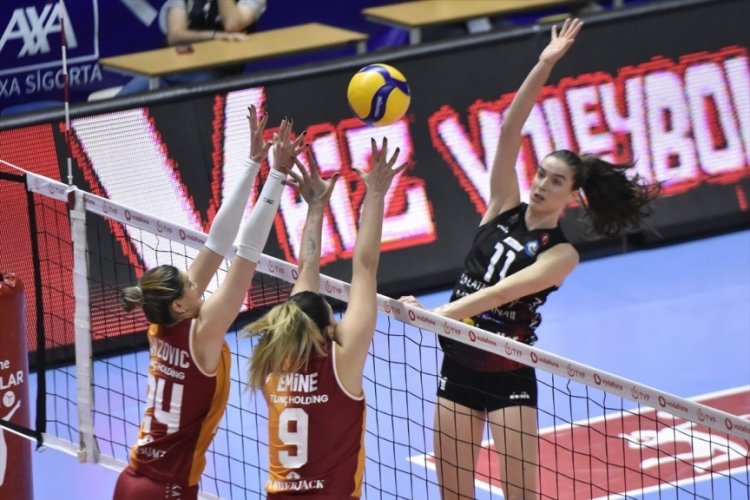 Galatasaray Daikin, Nil&uuml;fer Belediyespor'u mağlup etti