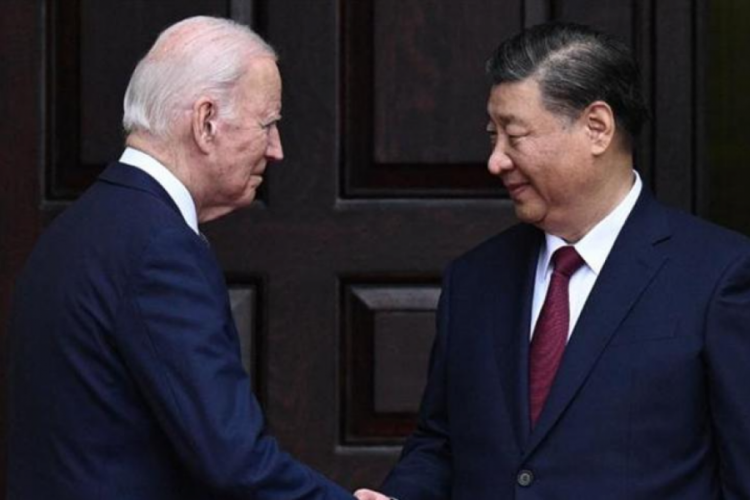 ABD Başkanı Biden ile &Ccedil;in Devlet Başkanı Xi Jinping telefonda g&ouml;r&uuml;şt&uuml;