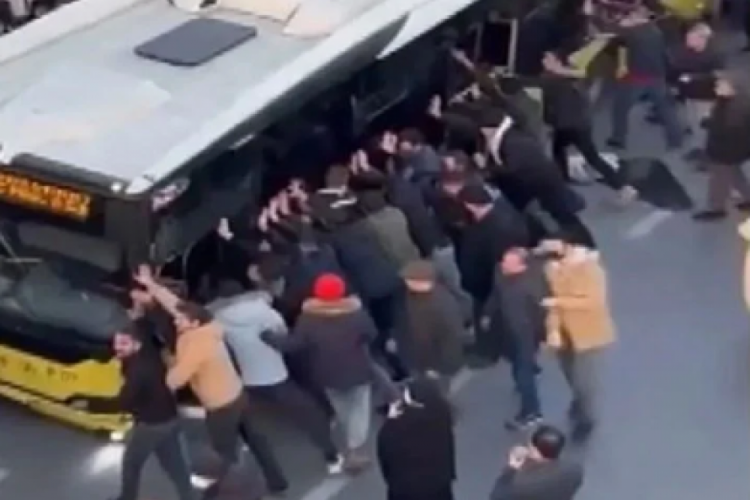 İstanbul'da 2 kişinin &ouml;l&uuml;m&uuml;ne neden olan İETT şof&ouml;r&uuml; i&ccedil;in karar verildi!