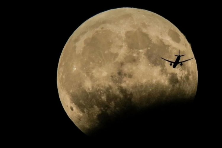 NASA, Ay saati geliştirecek